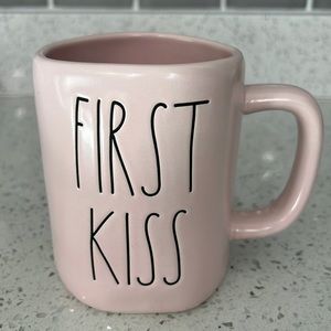 New Rae Dunn FIRST KISS Coffee Mug